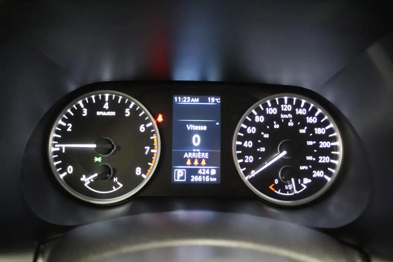 Nissan Sentra снимка Nissan Sentra