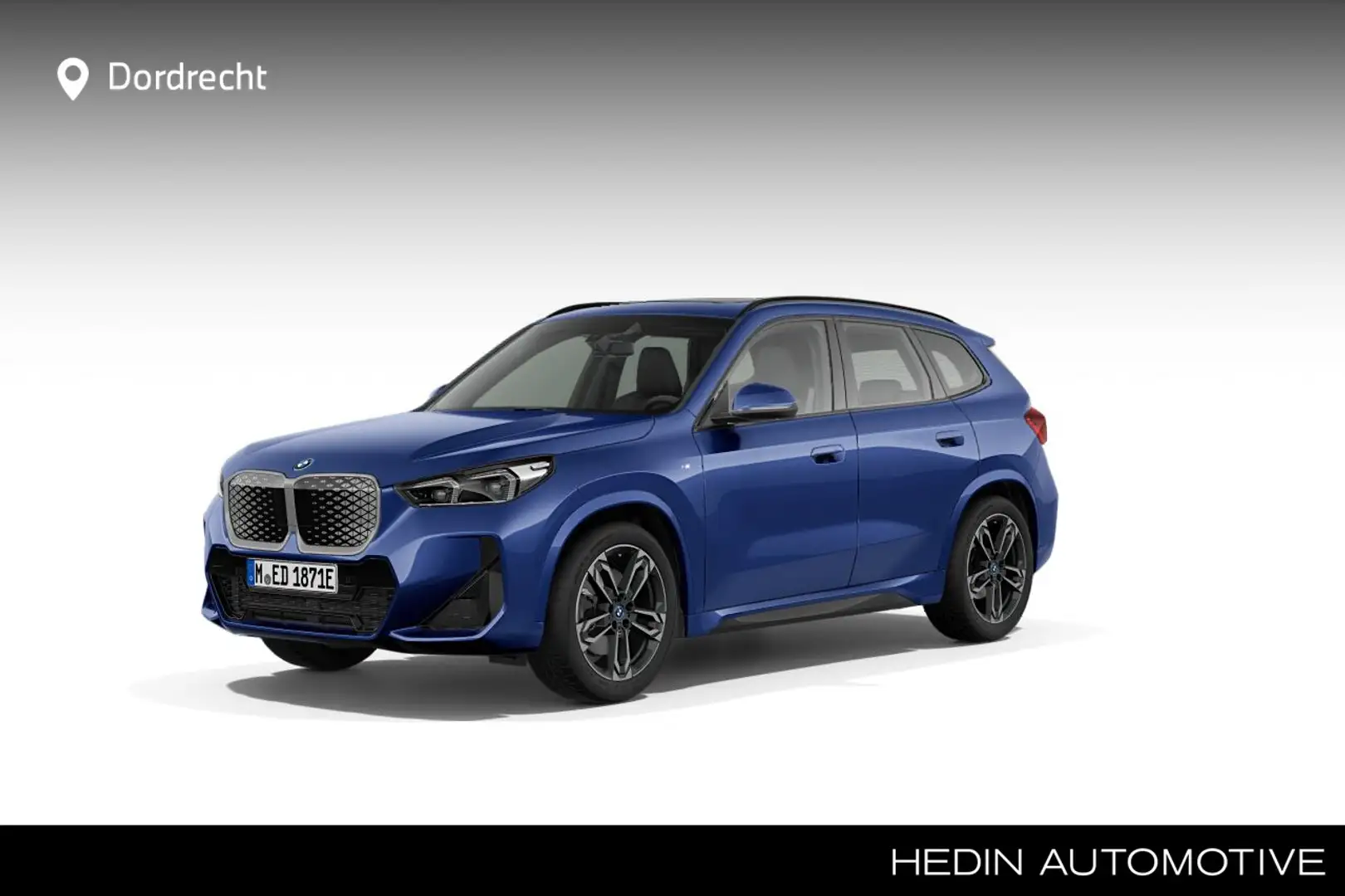 BMW iX1 eDrive20 67 kWh M-Sport | 19" | Trekhaak | Panoram Blauw - 1