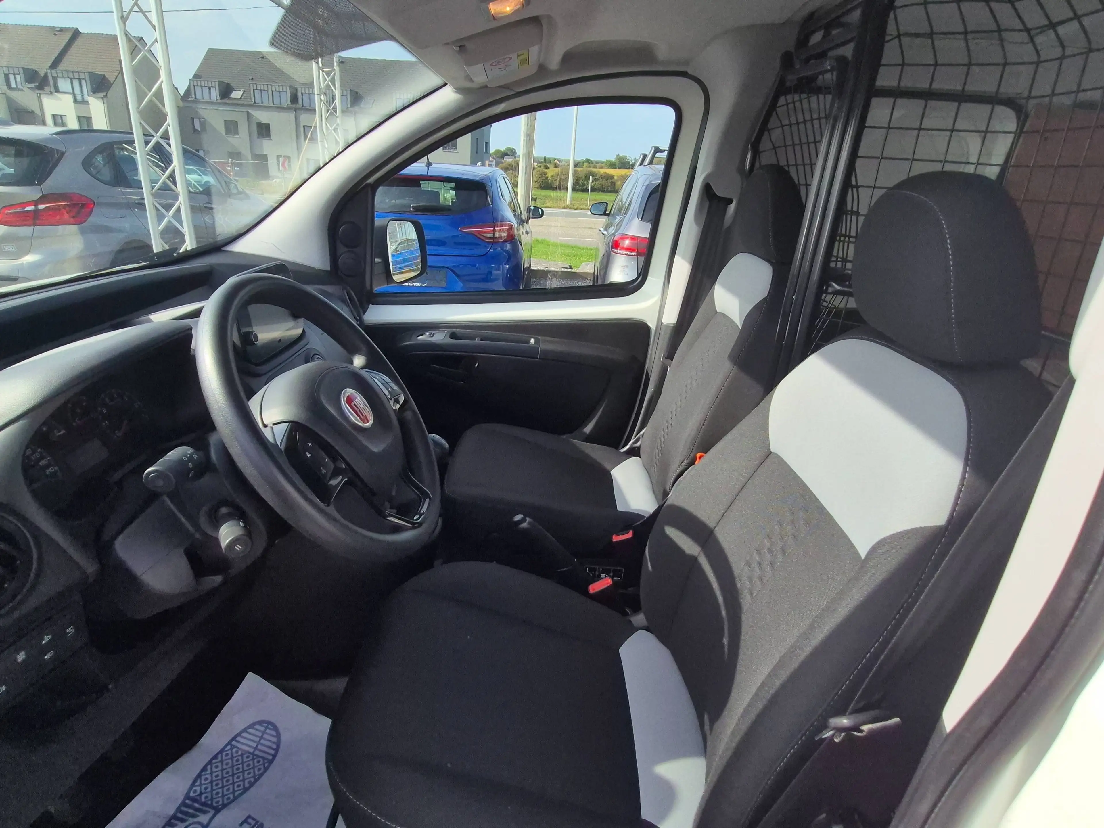 Fiat Fiorino FIORINO CARGO DIESEL - Fiorino 1.3 Multijet SX Ecojet (EU6d) — photo 5