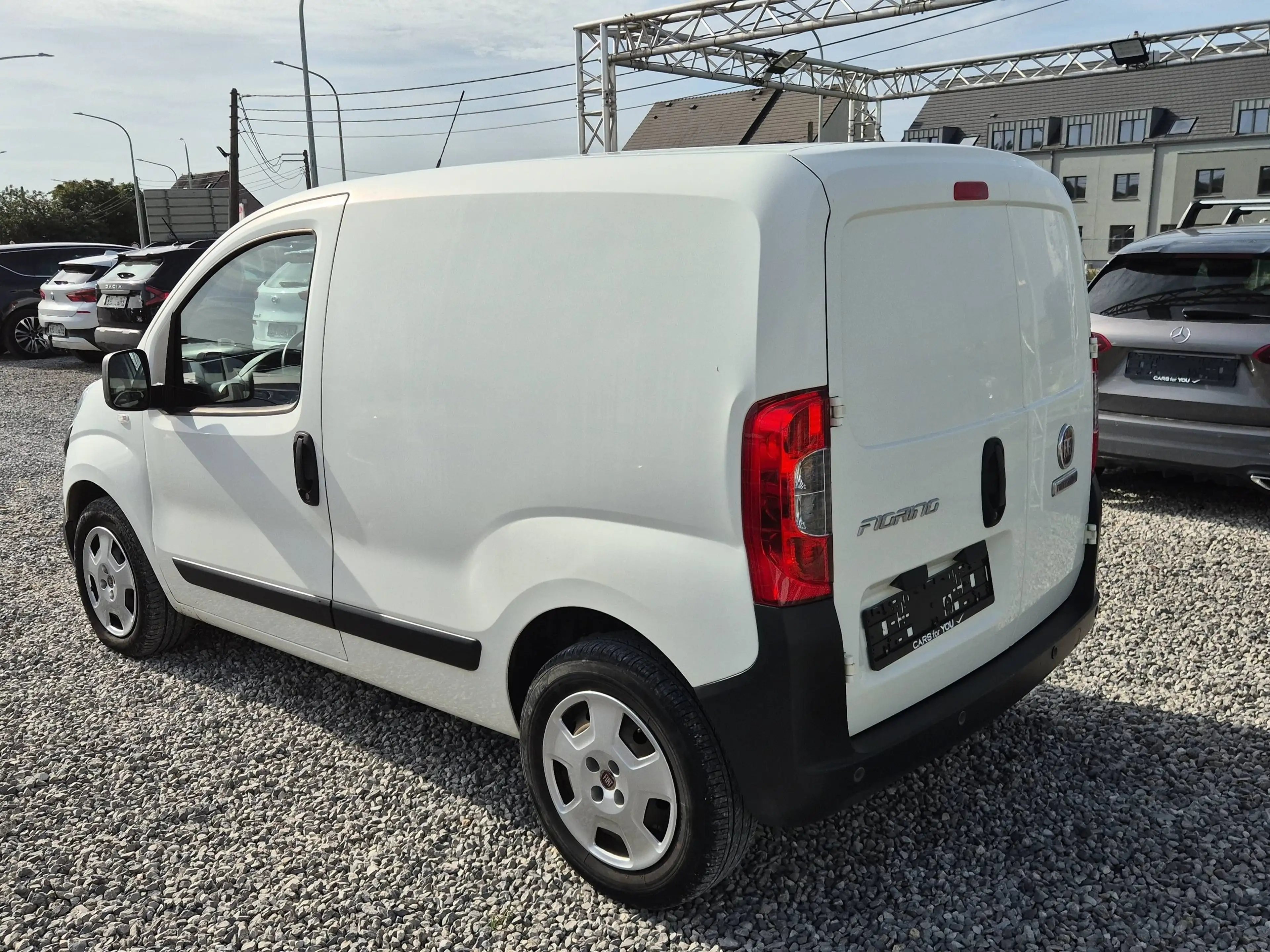 Fiat Fiorino FIORINO CARGO DIESEL - Fiorino 1.3 Multijet SX Ecojet (EU6d) — photo 2