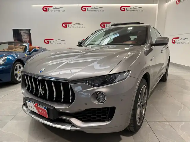 Maserati Levante Levante 3.0 V6 275cv auto