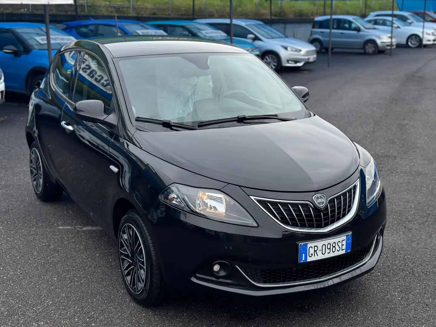 Lancia Ypsilon 1.0 firefly hybrid Gold s Nero - 2