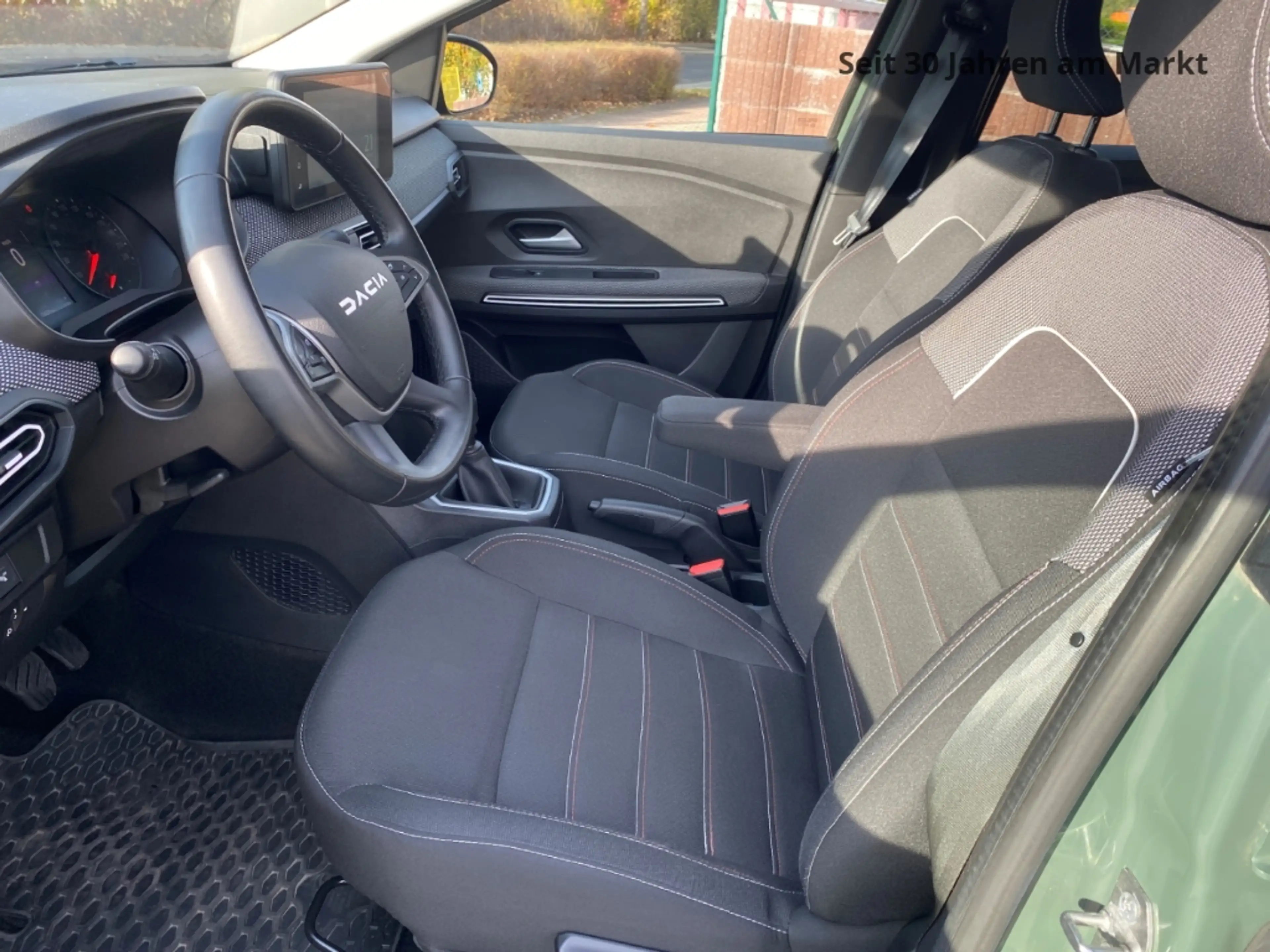 Dacia Jogger Extreme — photo 15