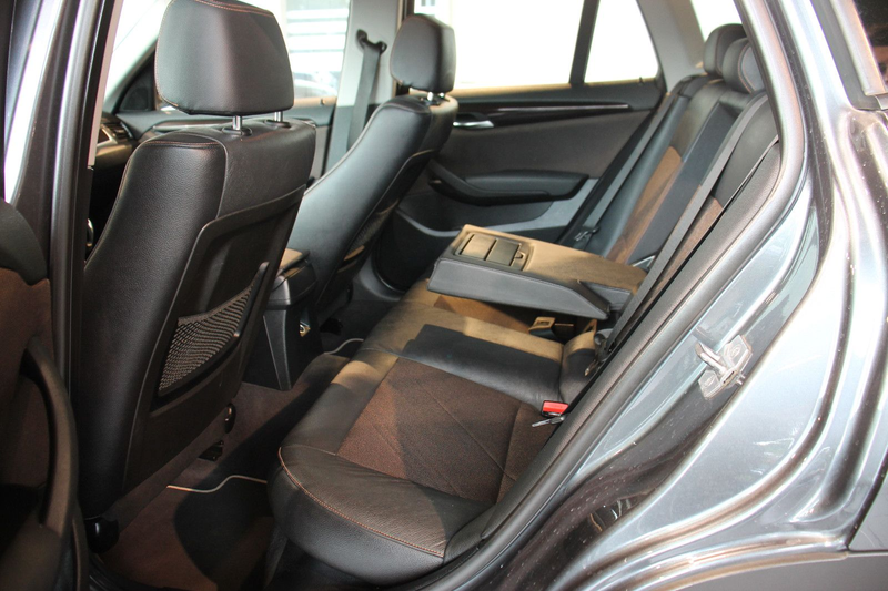 BMW X1 sDrive 18d Navi AHK PDC Xenon — photo 11