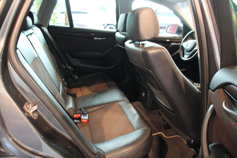 BMW X1 sDrive 18d Navi AHK PDC Xenon — photo 15