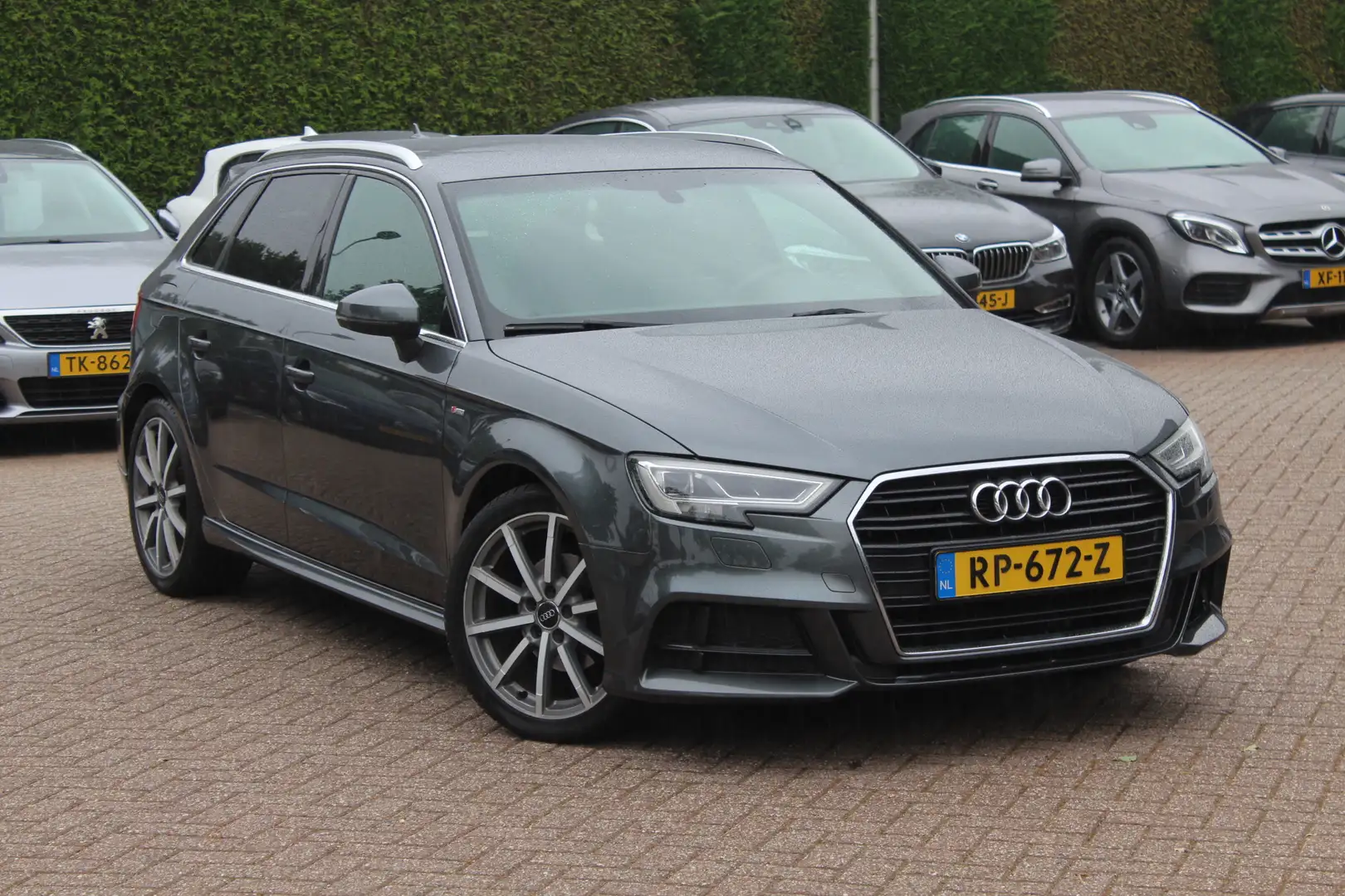 Audi A3 Sportback 1.0 TFSI Sport S Line Edition / Navigati Gris - 1