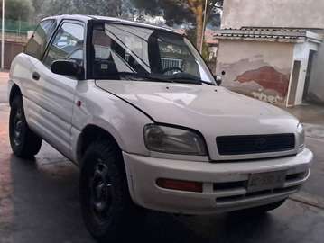 RAV4 3p 2.0