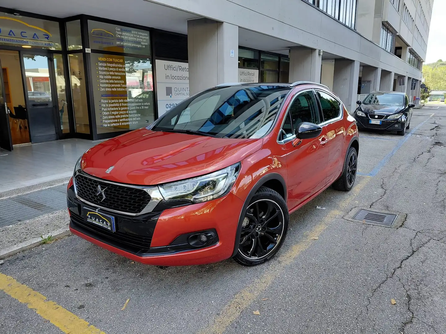 DS Automobiles DS 4 Crossback DS 4 Crossback 1.6 Blue HDi 120 Sport Chic Rouge - 1