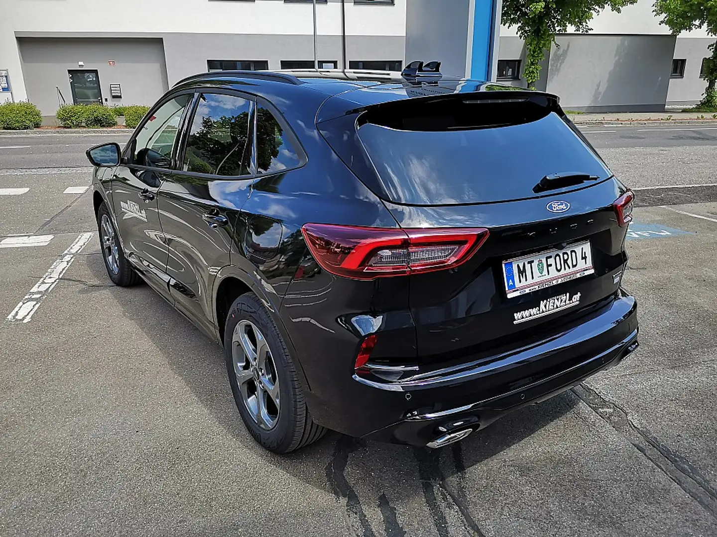 Ford Kuga 2,5 Duratec PHEV ST-Line Aut. Schwarz - 2