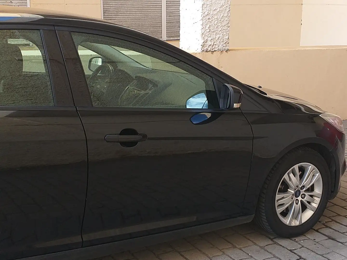 Ford Focus Focus Sb.1.6 Ecoboost Auto-S Negro - 1