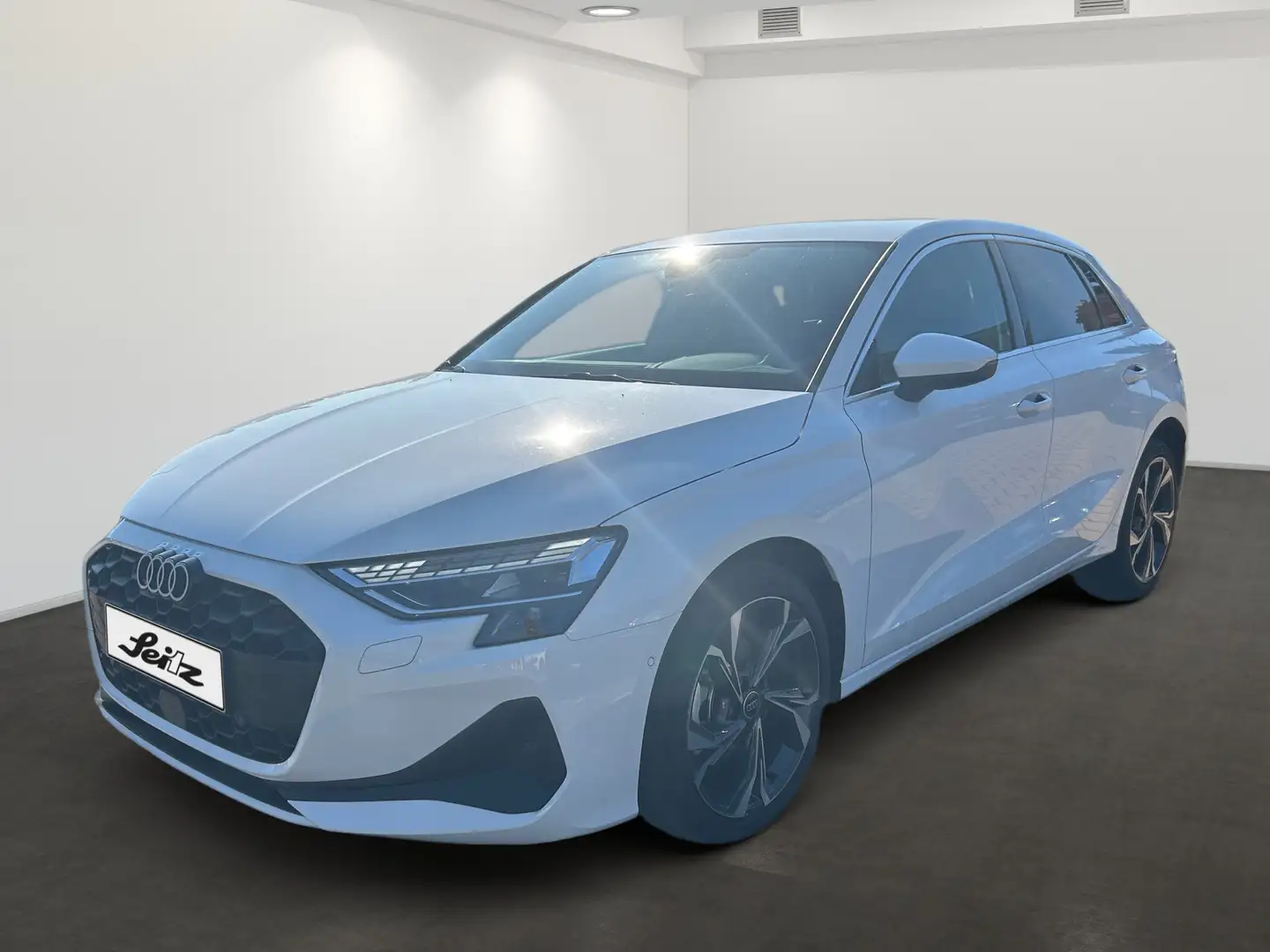 Audi A3 Sportback 1.5 TFSI DSG Sportback Einparkhilfe. LED Gris - 2