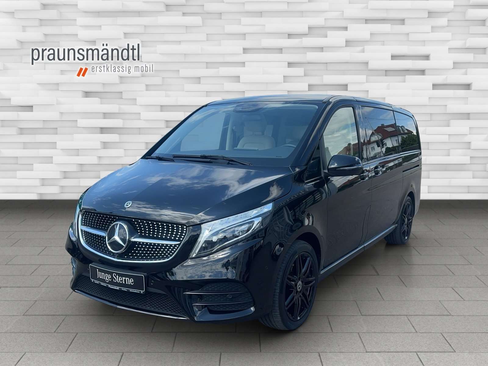 Second hand Mercedes Benz V-Class 300