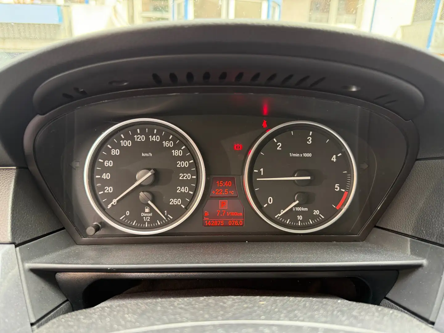 BMW 520 520d Touring Aut. Black - 2