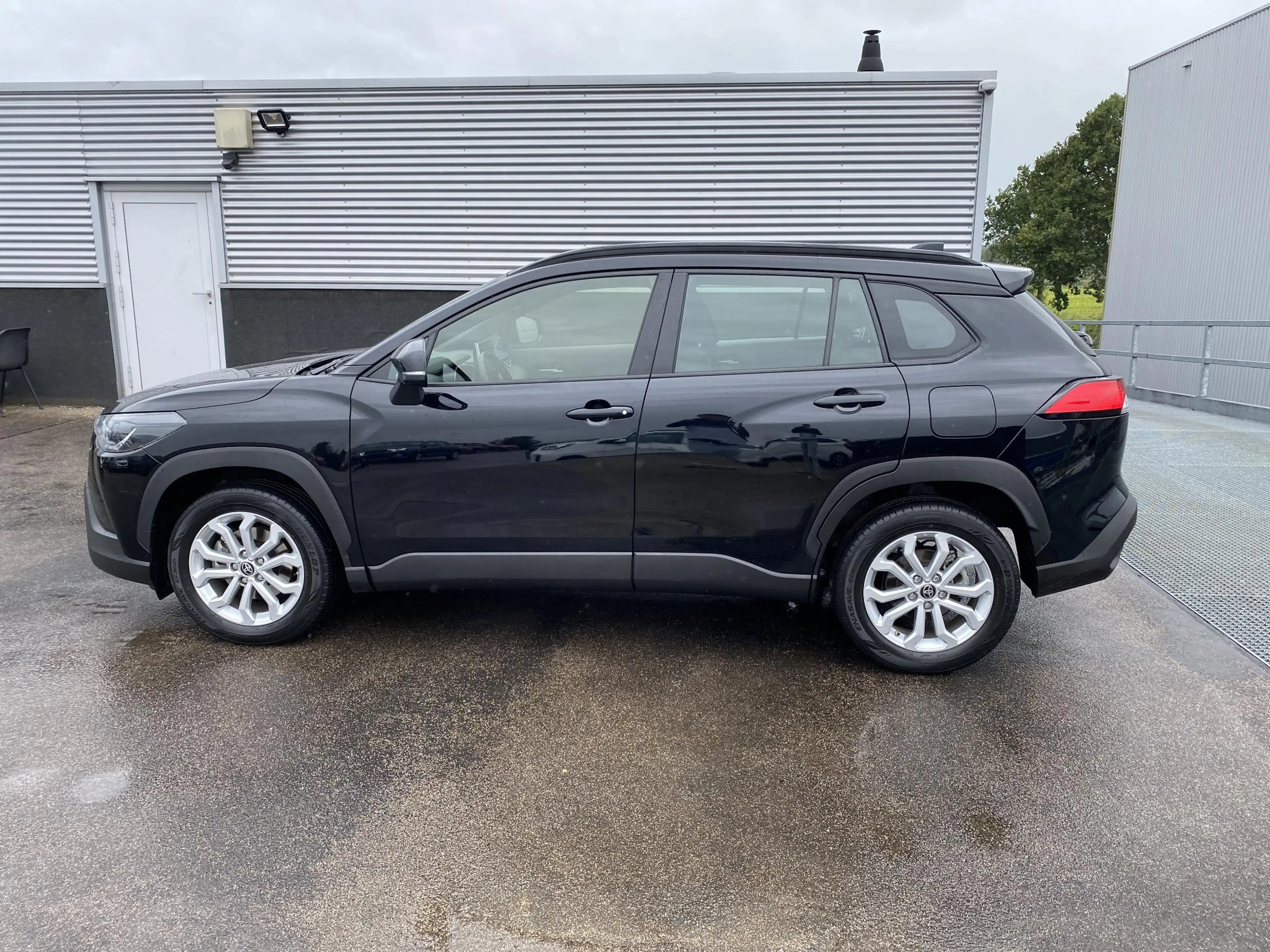 Toyota Corolla Cross Hybrid 140 Active NL-auto, BTW-auto, Achteruitrij — photo 3