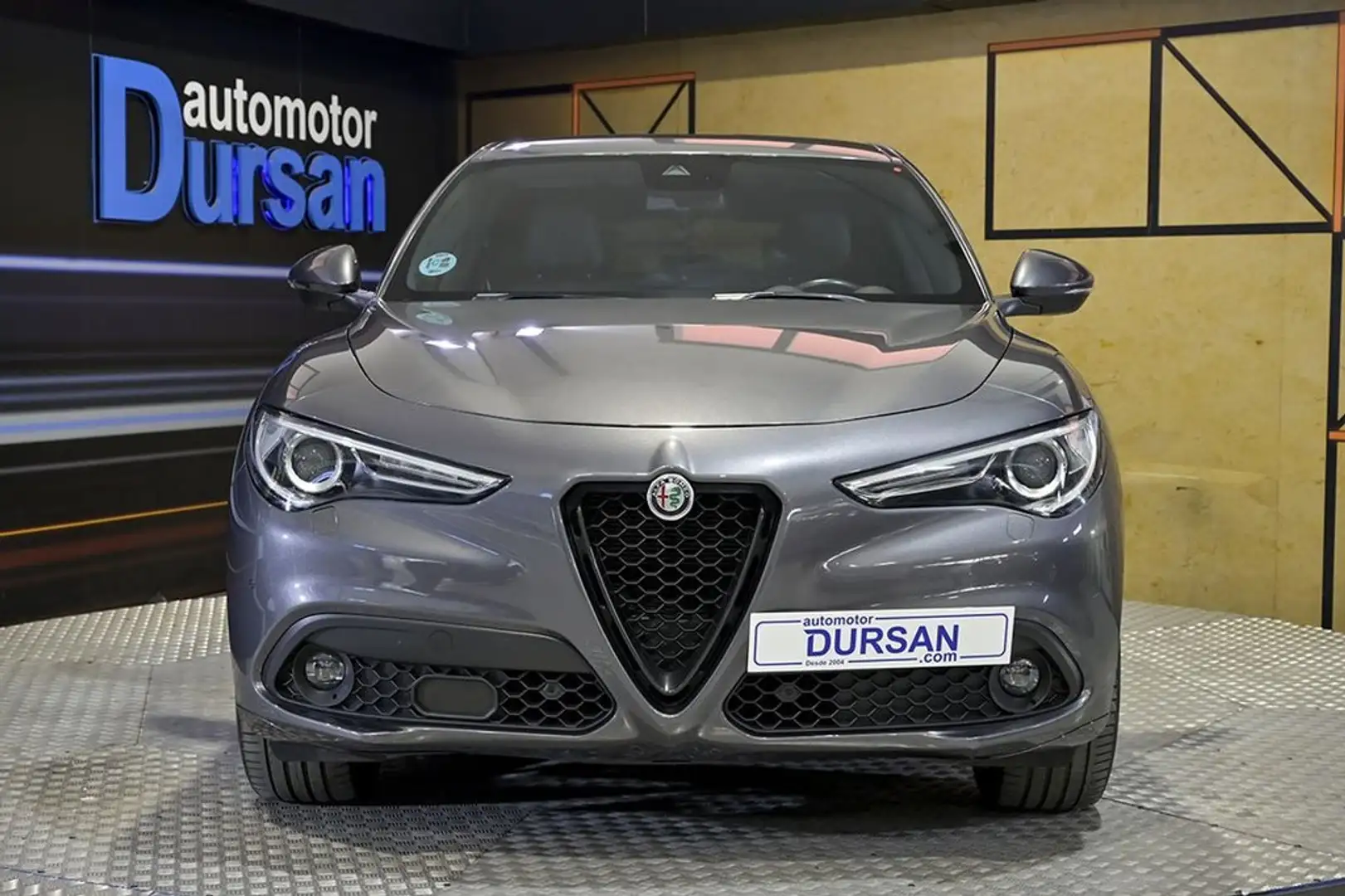 Alfa Romeo Stelvio 2.2 Diesel 154kW 210CV Veloce Q4 Grau - 2