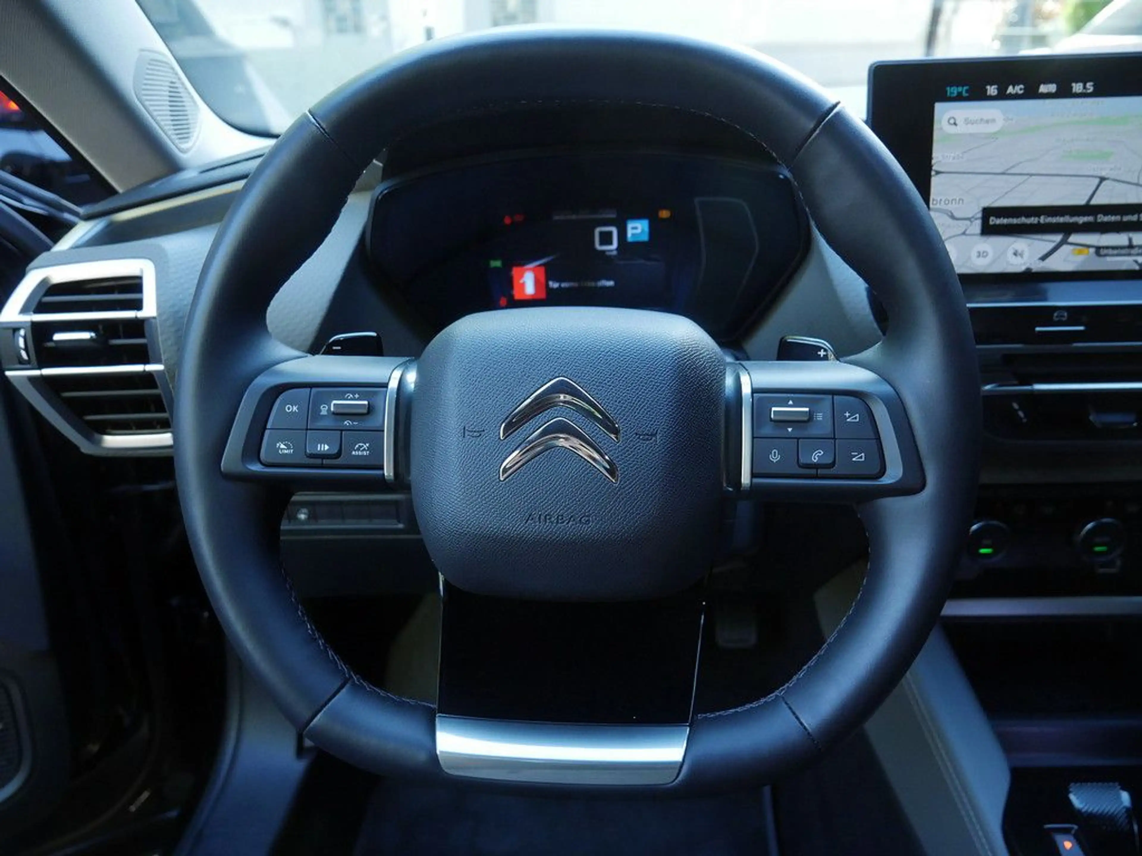 Citroen C5 X Hybrid 145 PLUS eDSC6 Leder SHZ ACC HUD LED — photo 11