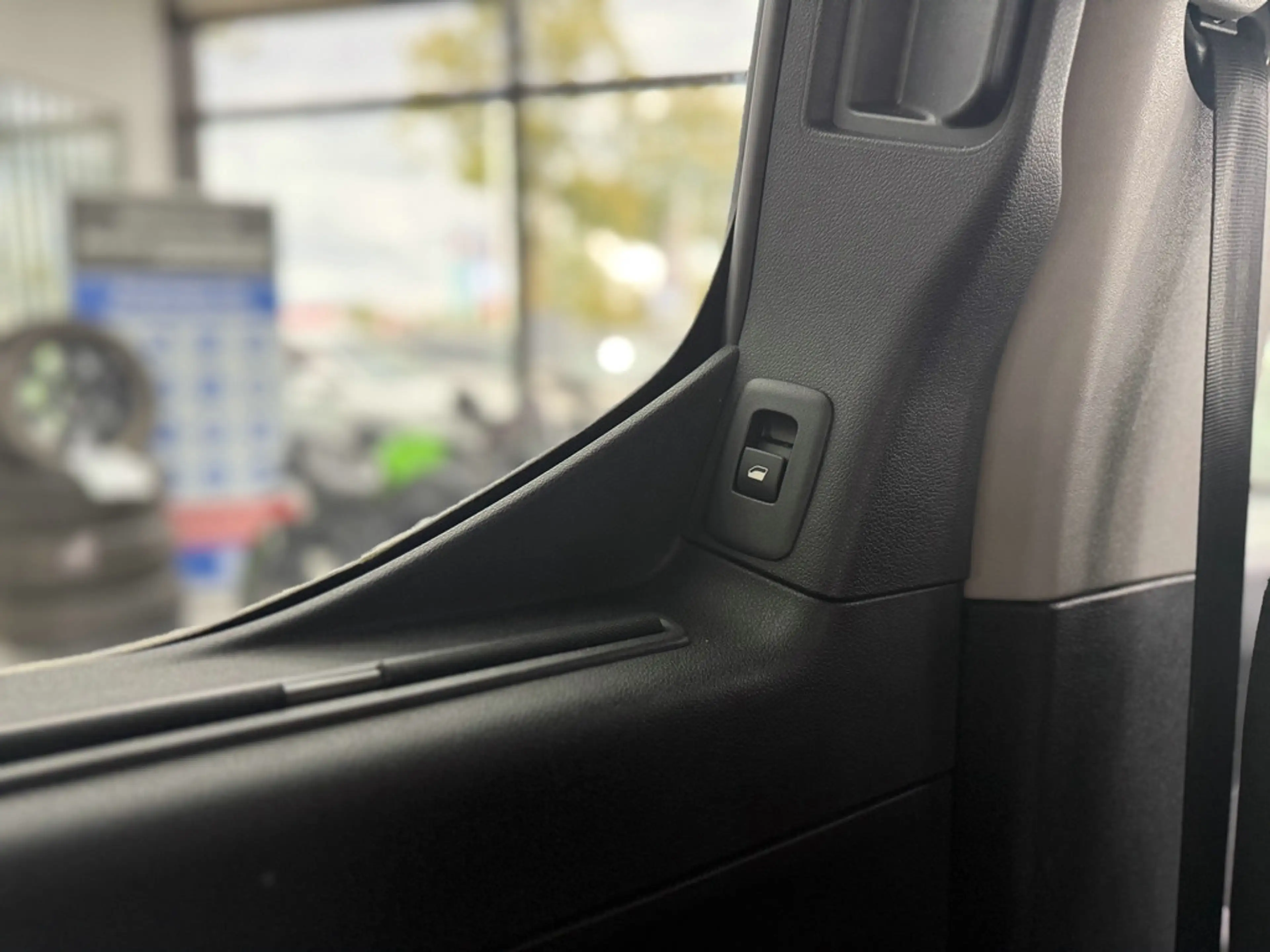 Peugeot Rifter 1.5 Blue-HDI Active, 7-Sitzer, Navi, DAB — photo 14