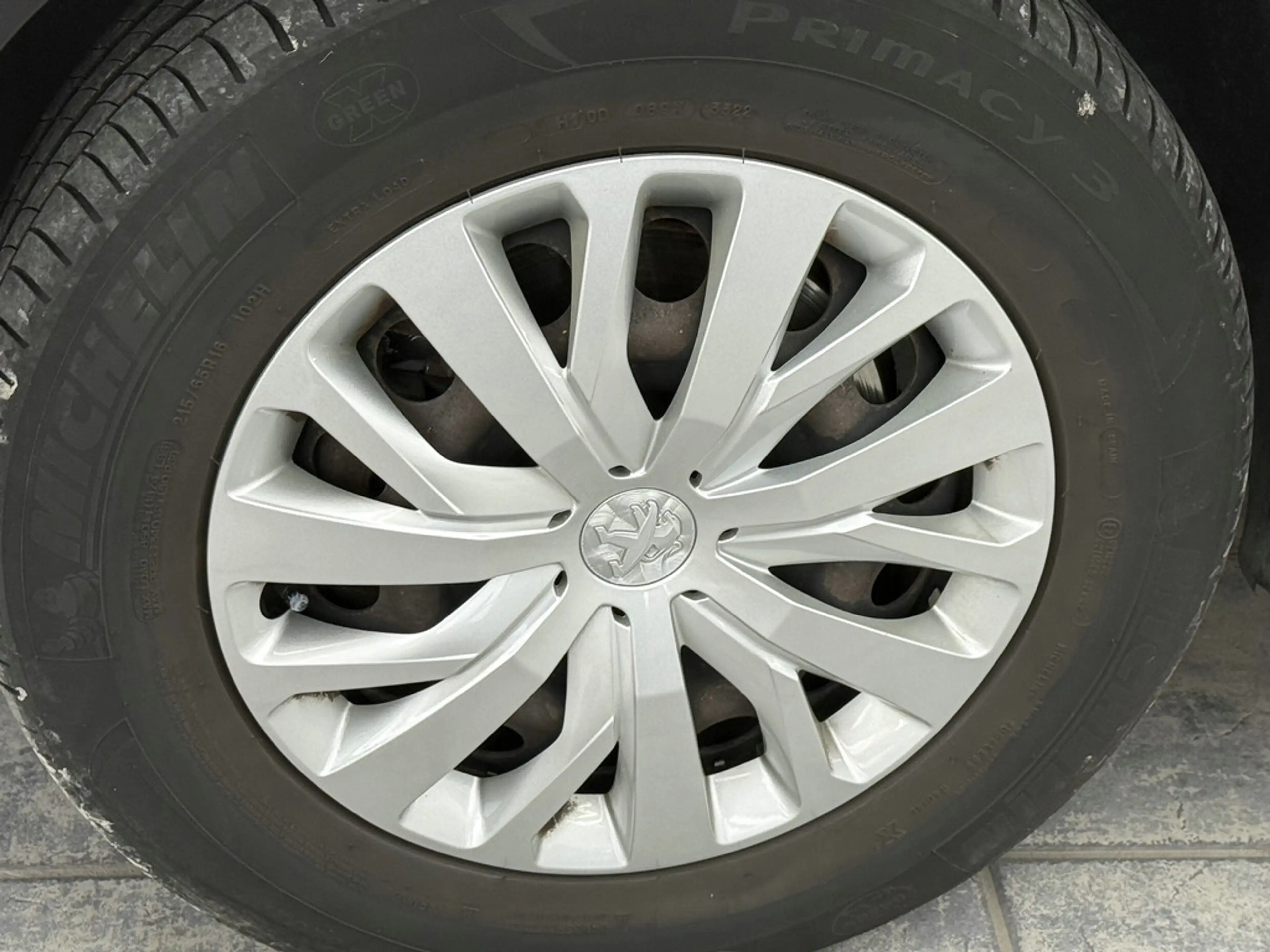 Peugeot Rifter 1.5 Blue-HDI Active, 7-Sitzer, Navi, DAB — photo 5