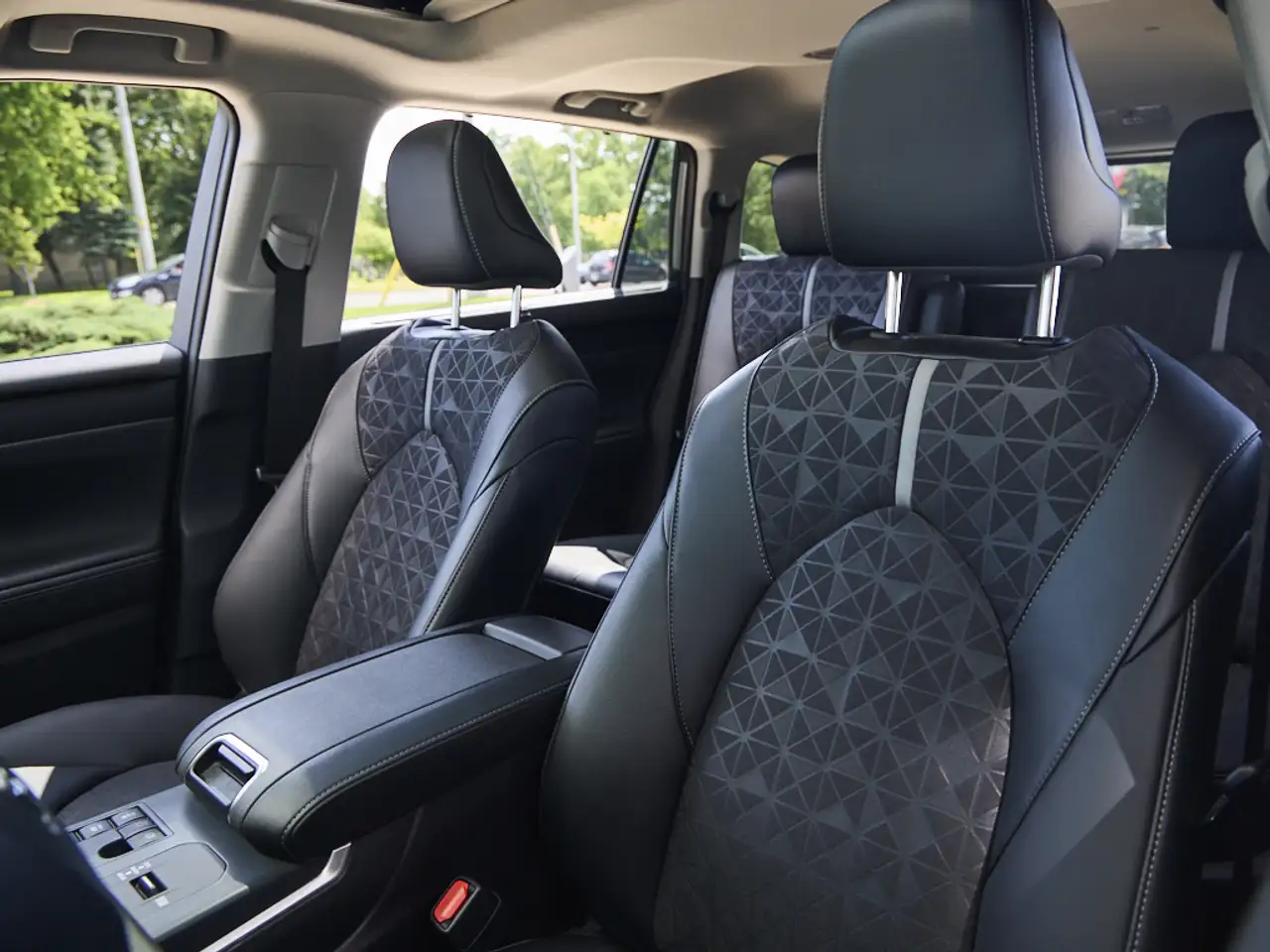 Toyota Highlander photo Toyota Highlander