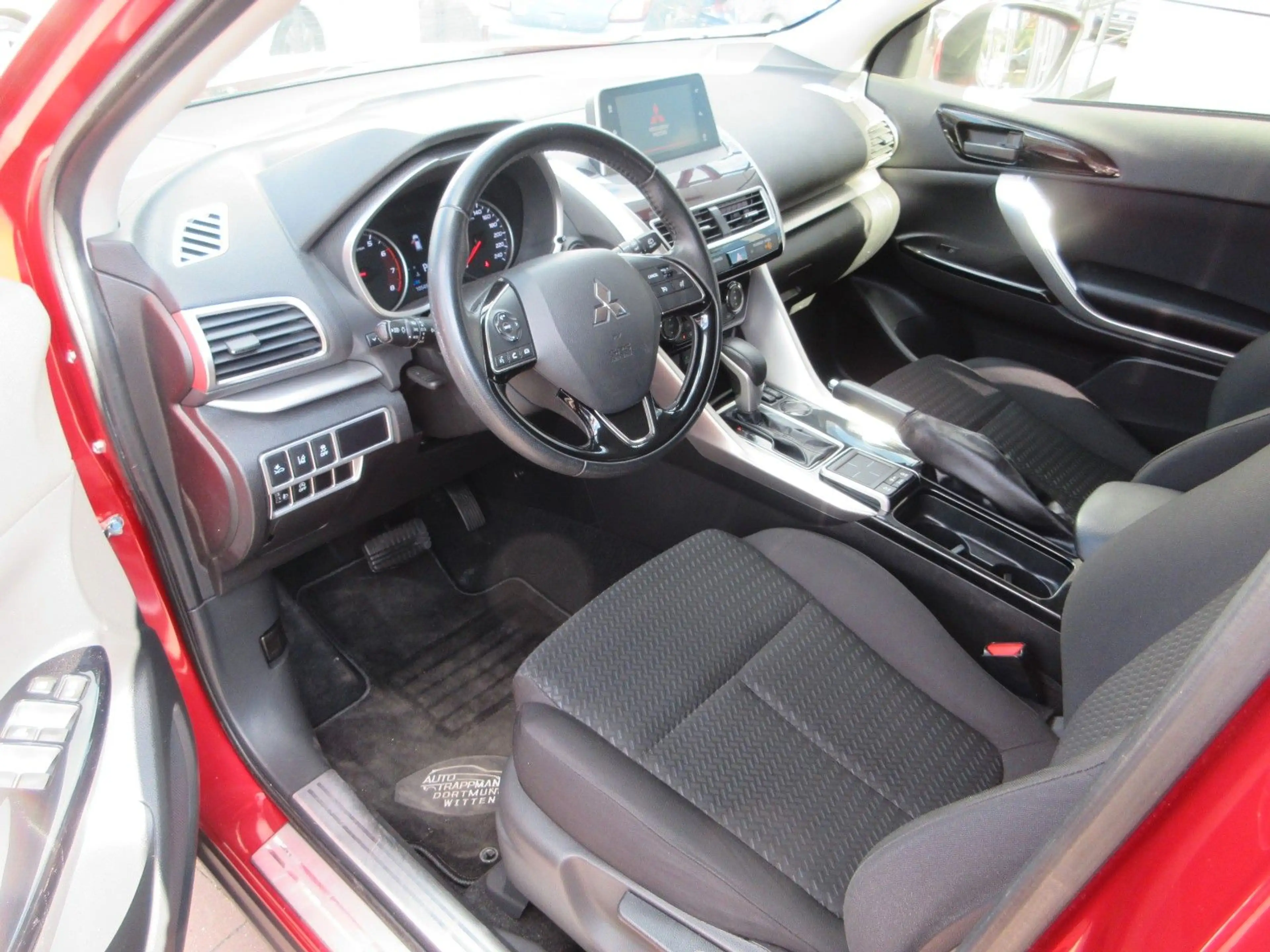 Mitsubishi Eclipse Cross 1.5 Diamant AHK/Kamera/SHZ — photo 8