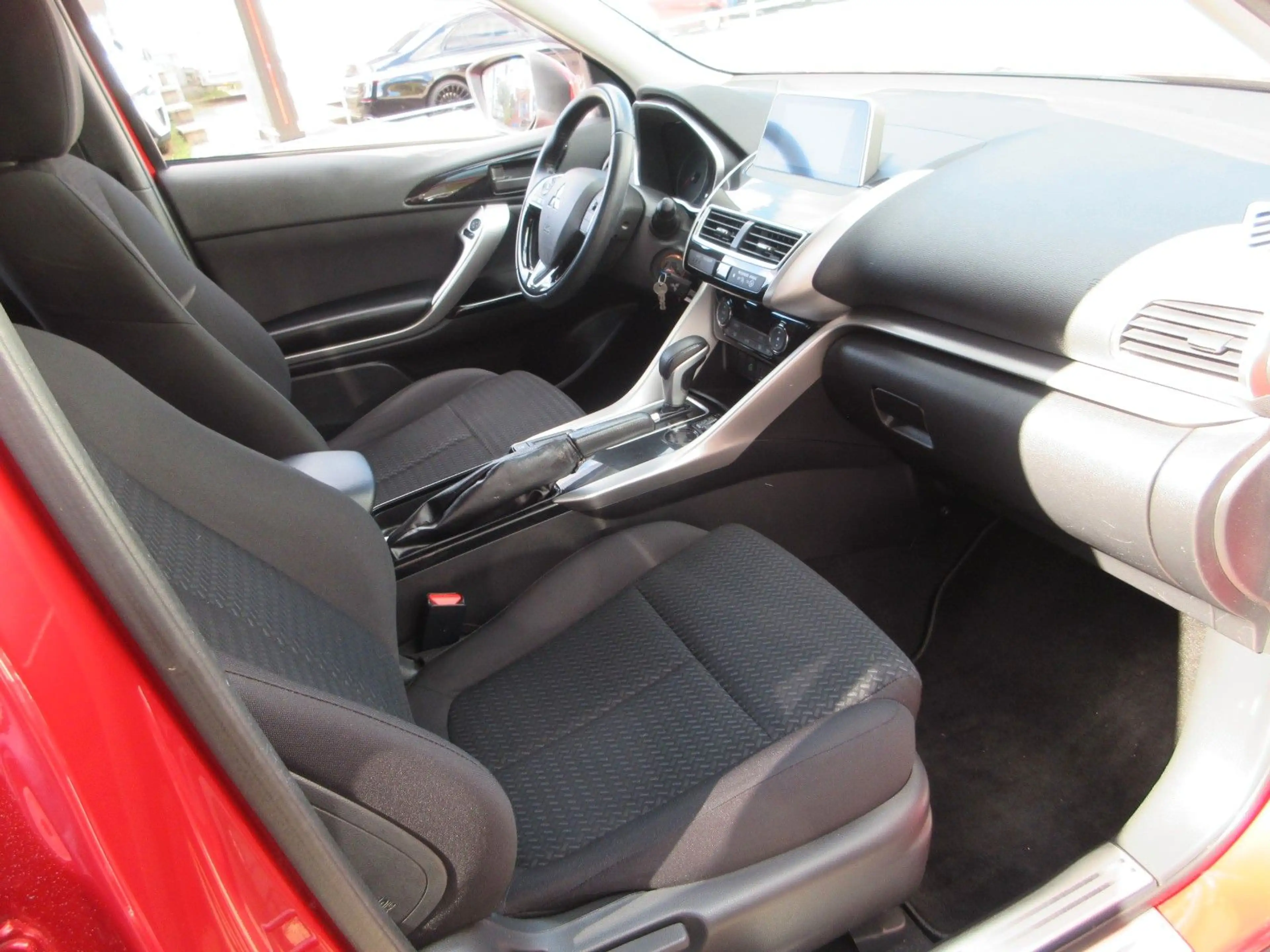 Mitsubishi Eclipse Cross 1.5 Diamant AHK/Kamera/SHZ — photo 15