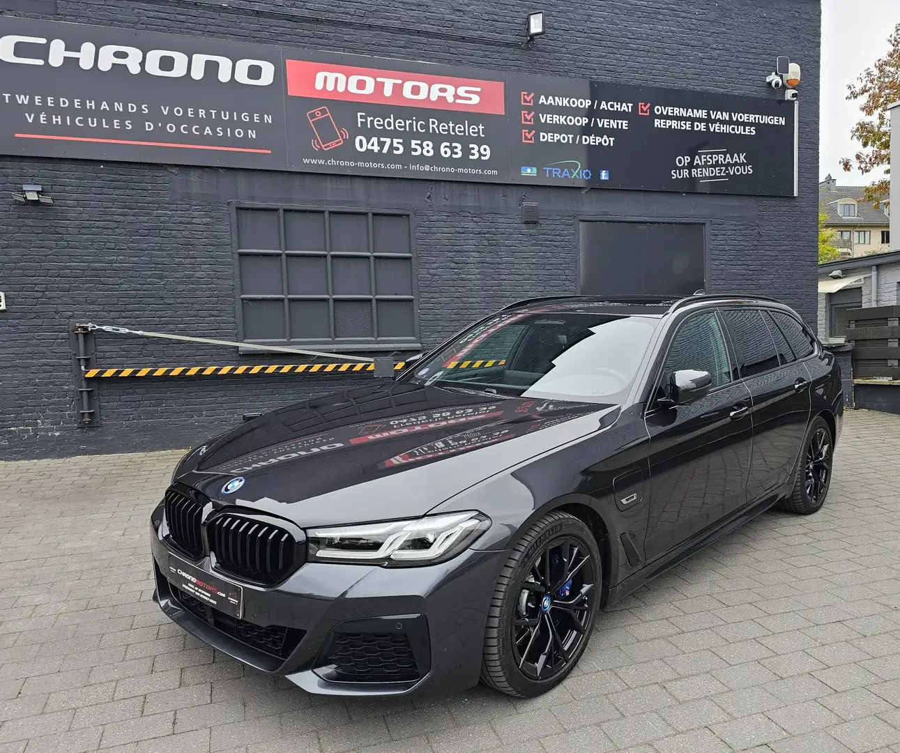BMW 530 Pack M Toit-Pano Caméra Park Assist Cuir Gps! Grijs - 1