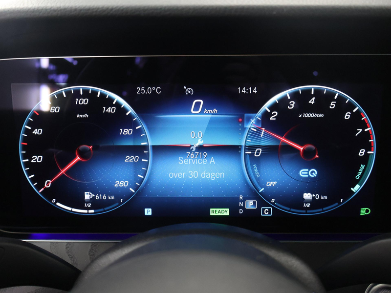 Mercedes-Benz E 300 e Exclusive Line | Trekhaak | Panoramadak | Widesc — photo 12