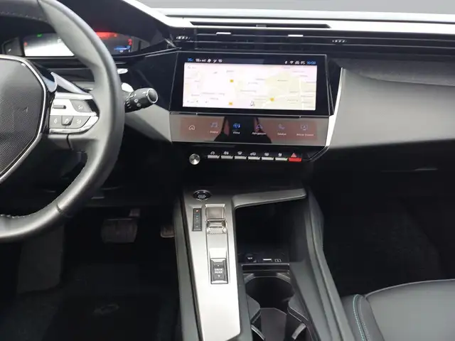 Peugeot 308 SW view 12