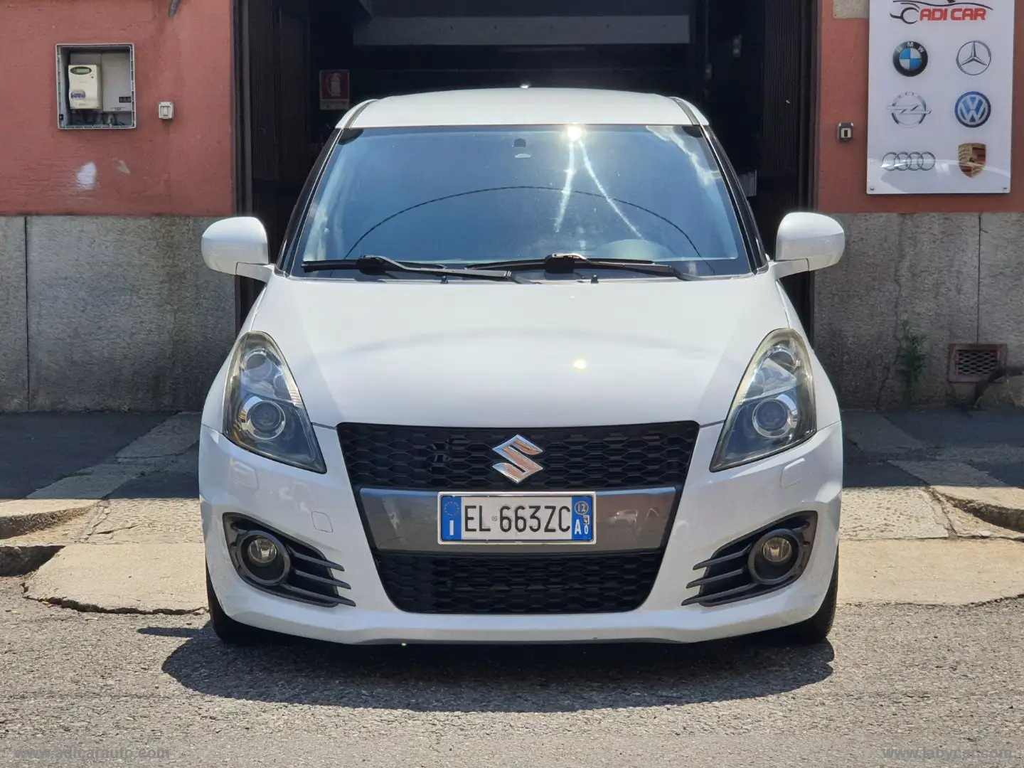 Suzuki Swift 1.6 VVT 3p. Sport Bianco - 2