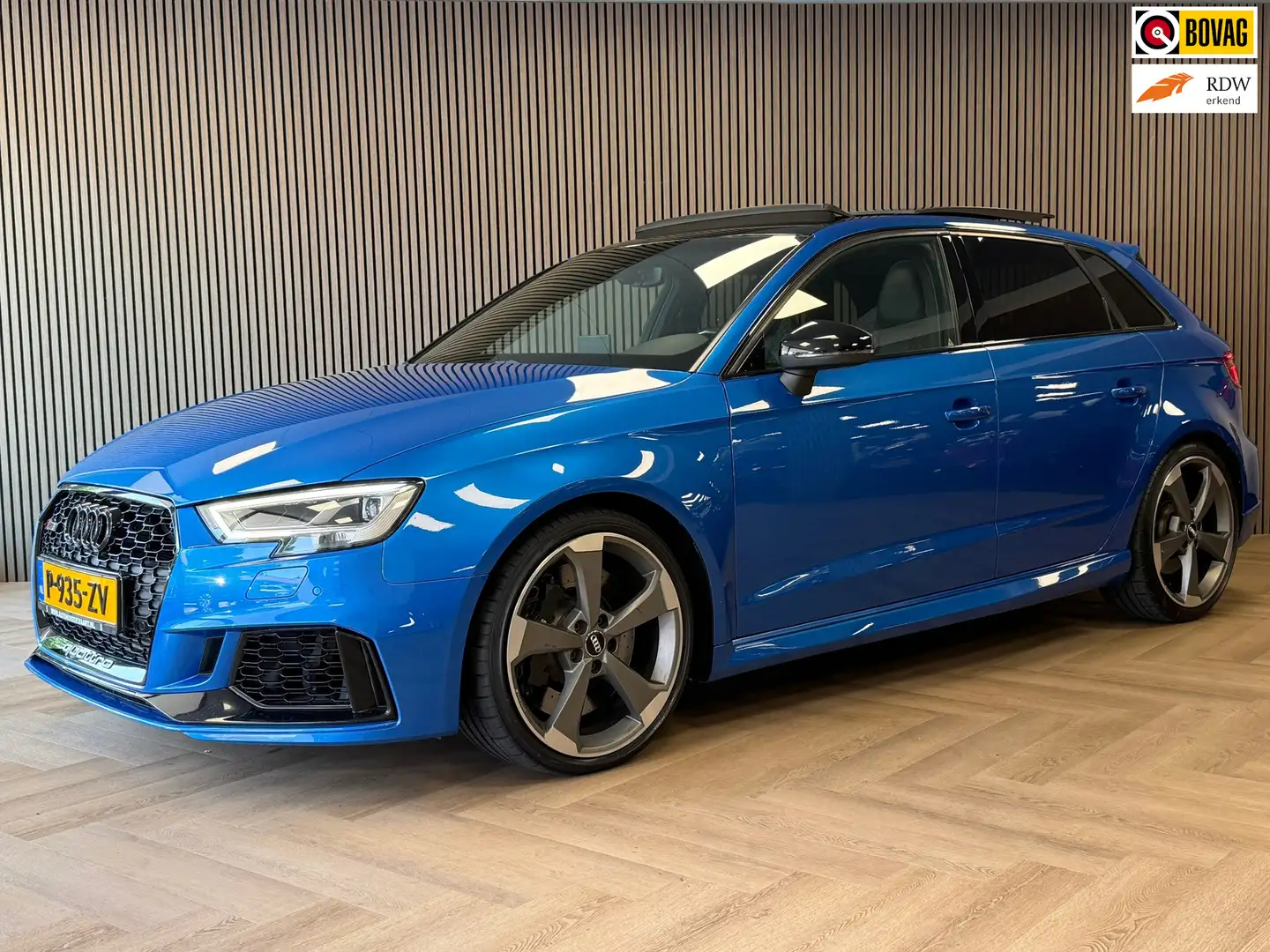 Audi RS3 A3 Sportback 2.5 TFSI RS 3 QUATTRO 400PK NAVI PANO Blauw - 1