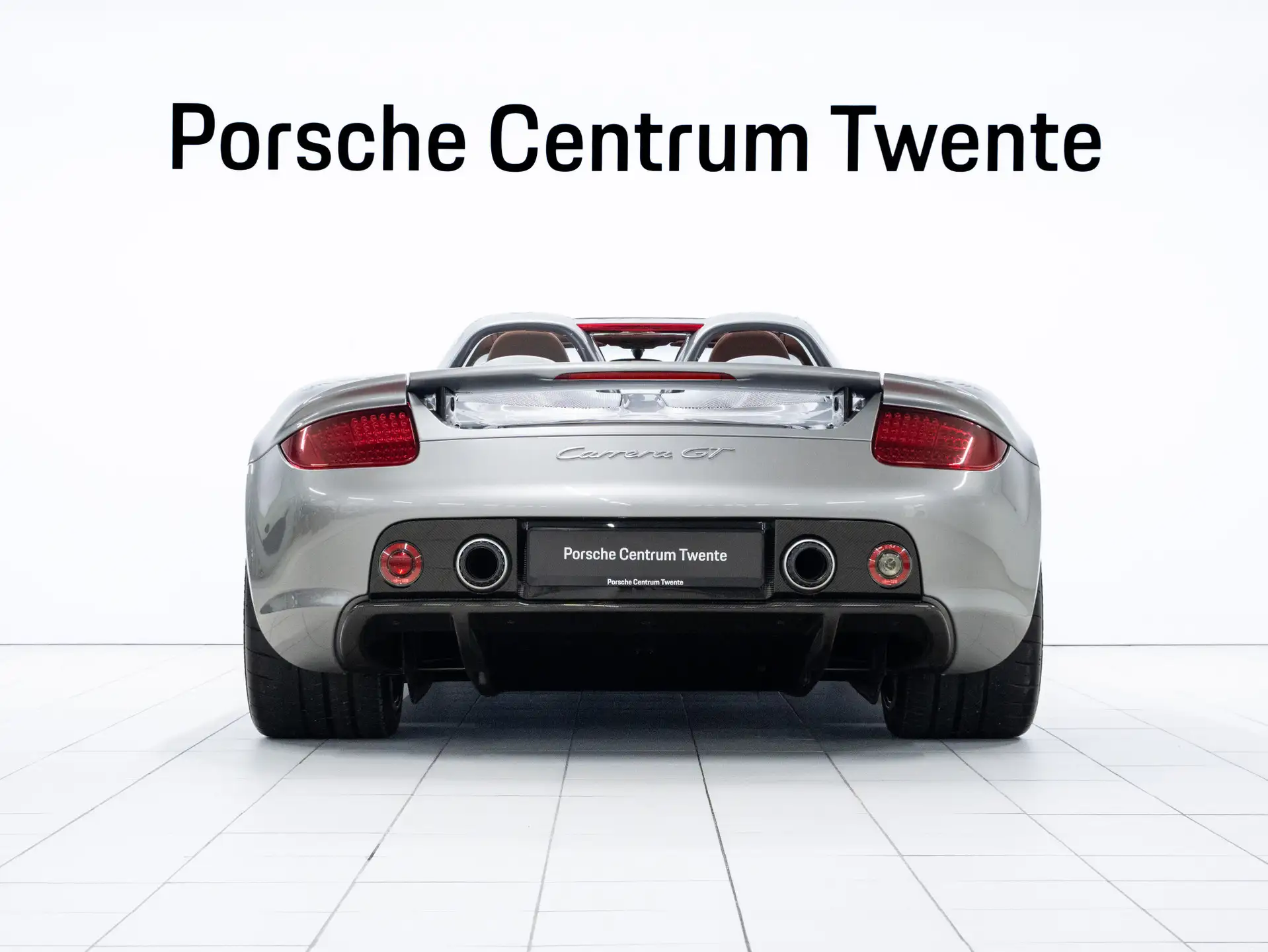포르쉐 카레라 GT 5.7 V10 2006 화이트 사진 4