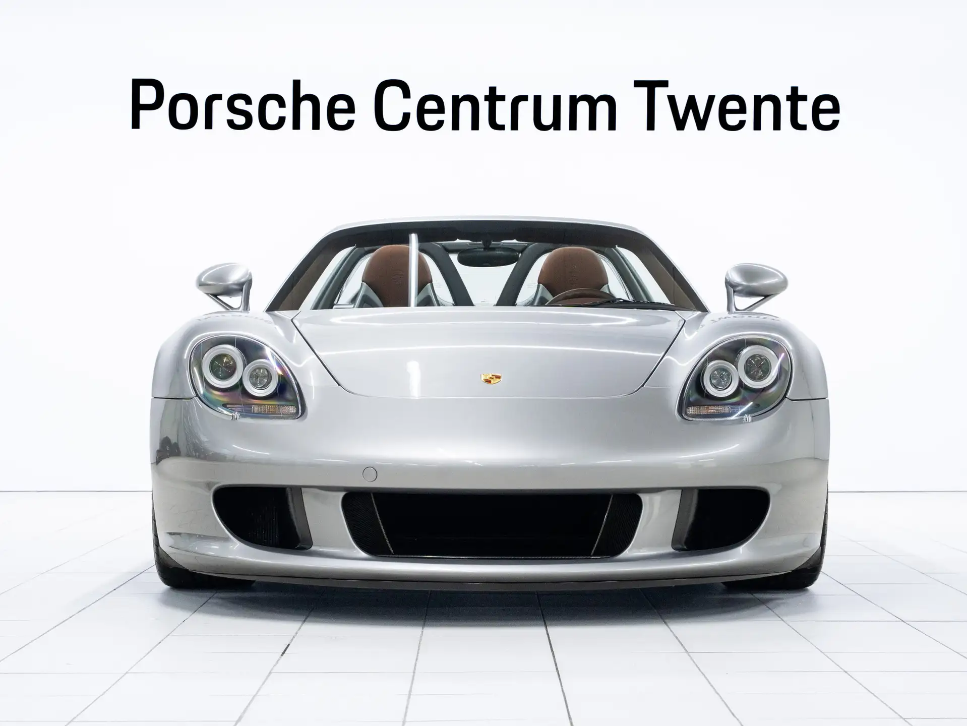 포르쉐 카레라 GT 5.7 V10 2006 화이트 사진 2