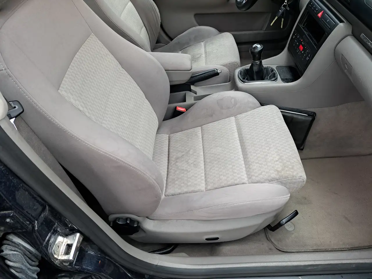 Audi A4 2.8 quattro, foto 2