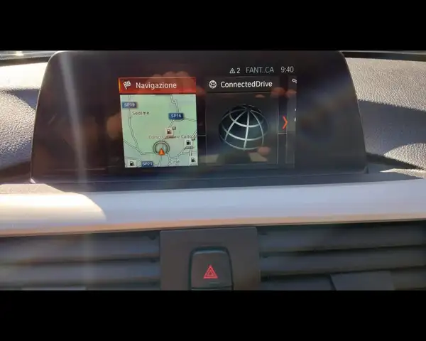 BMW 3 Series view 10