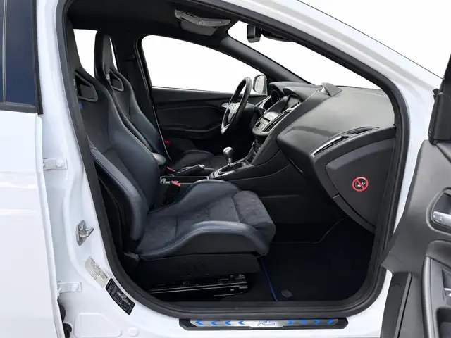 Ford Focus view 5