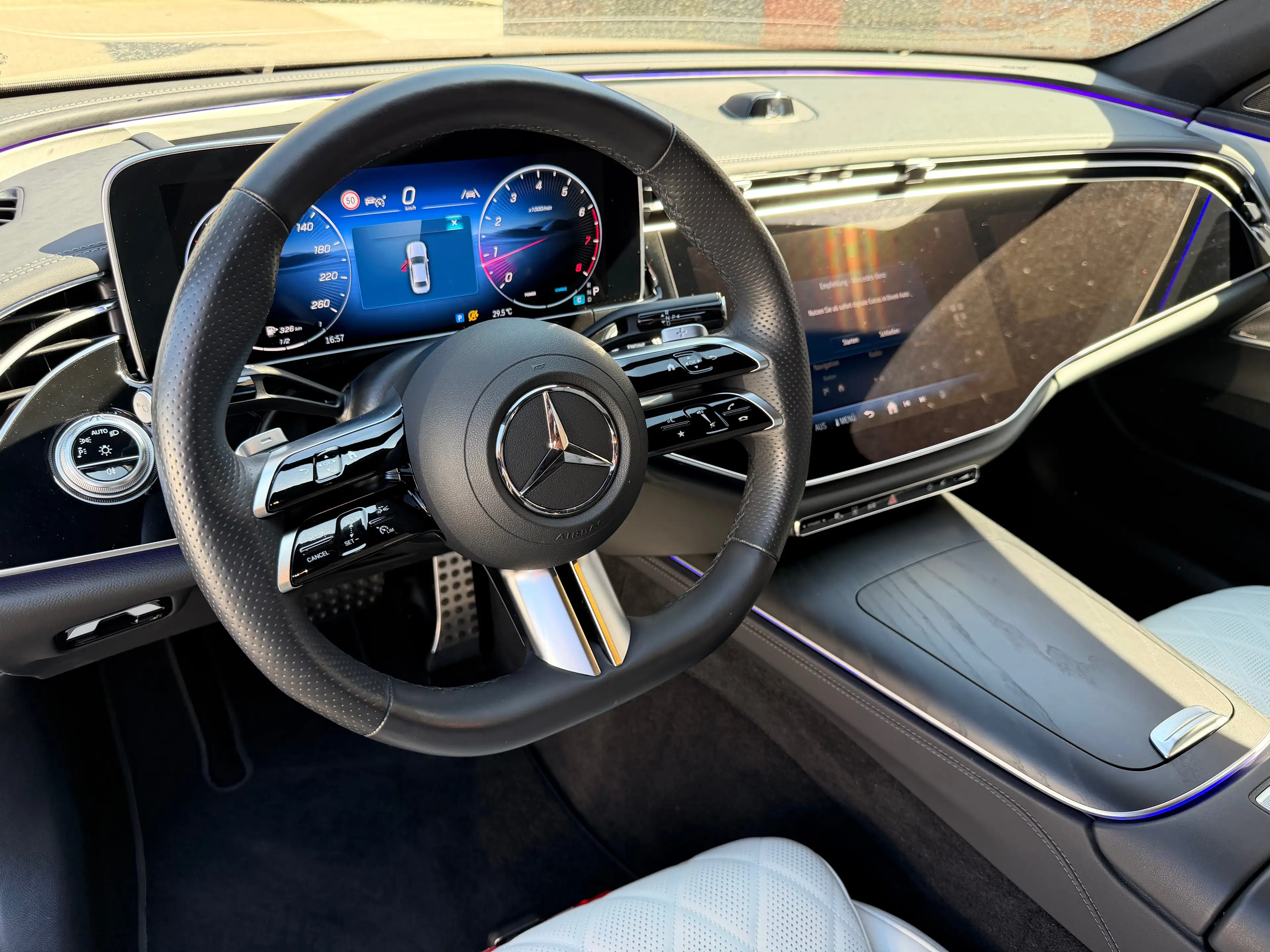 Mercedes-Benz E 450 **AMG**full option** — photo 9