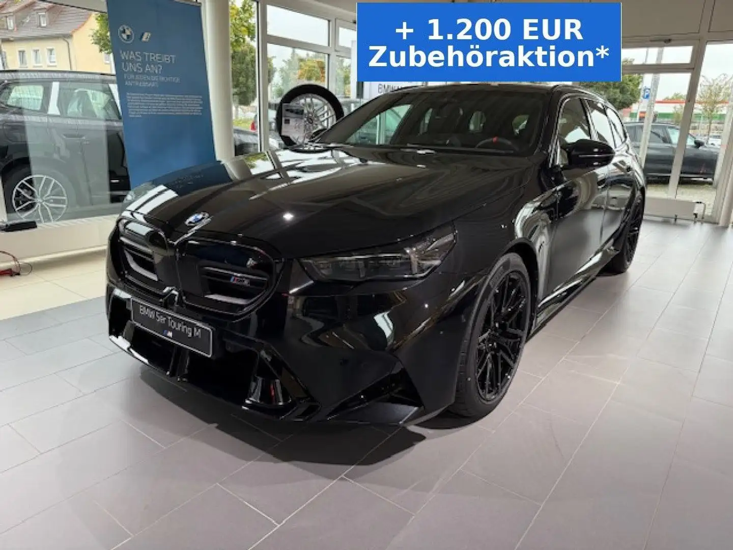 BMW M5 Tour. ACC AHK Bowers Sitzbel. PanoD. SurView. Schwarz - 2
