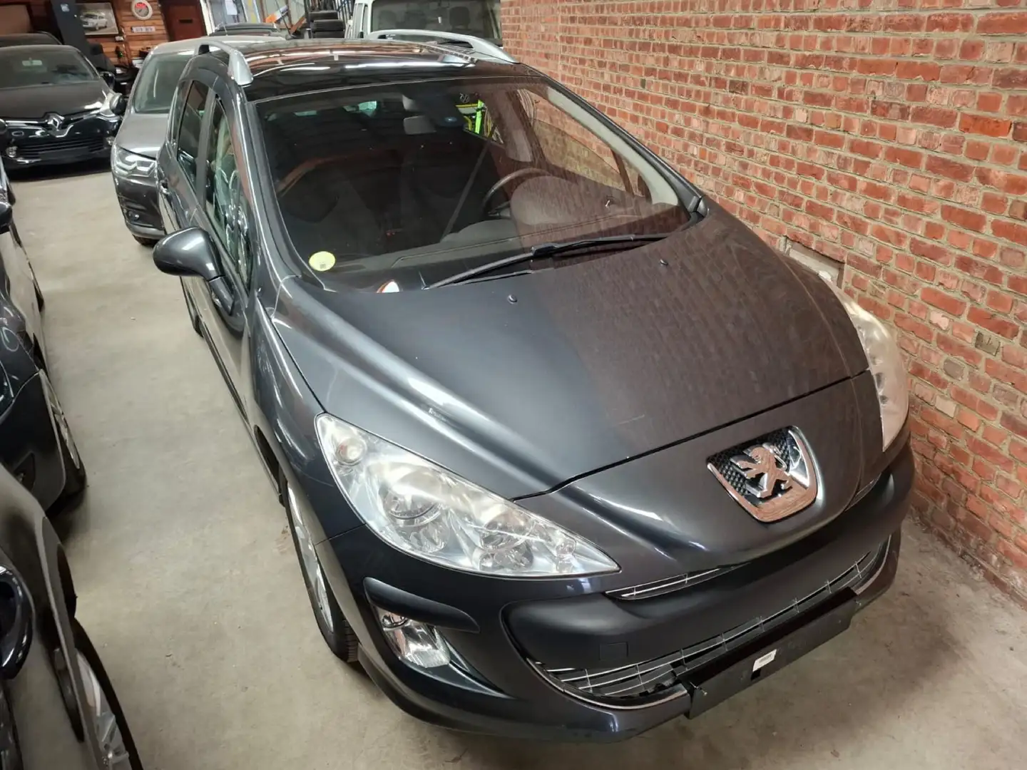 Peugeot 308 SW 1.4i Pack 7 Places - 1