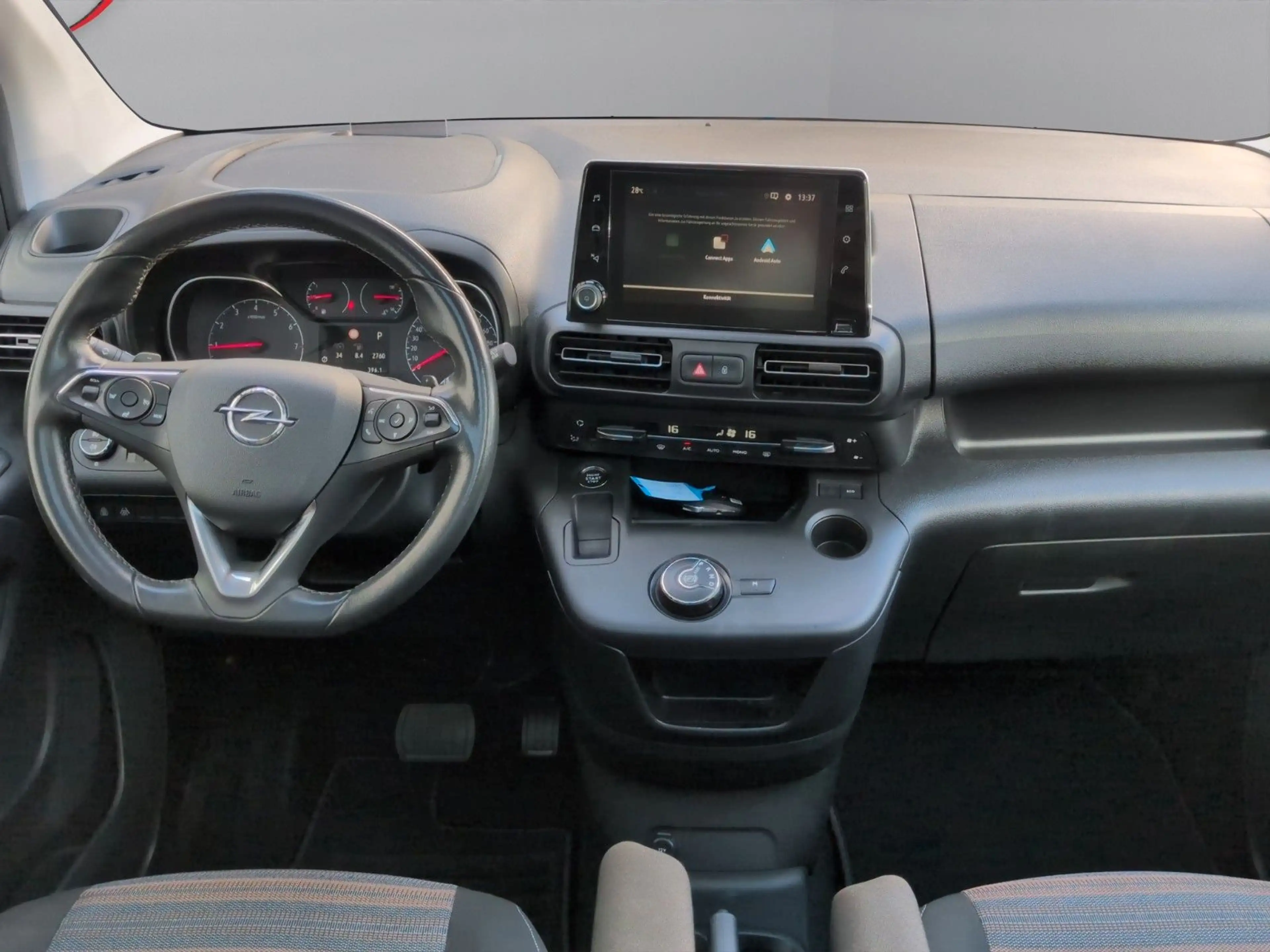 Opel Combo Life E Ultimate *PANORAMA*AUTOMATIK*AHK* — photo 12