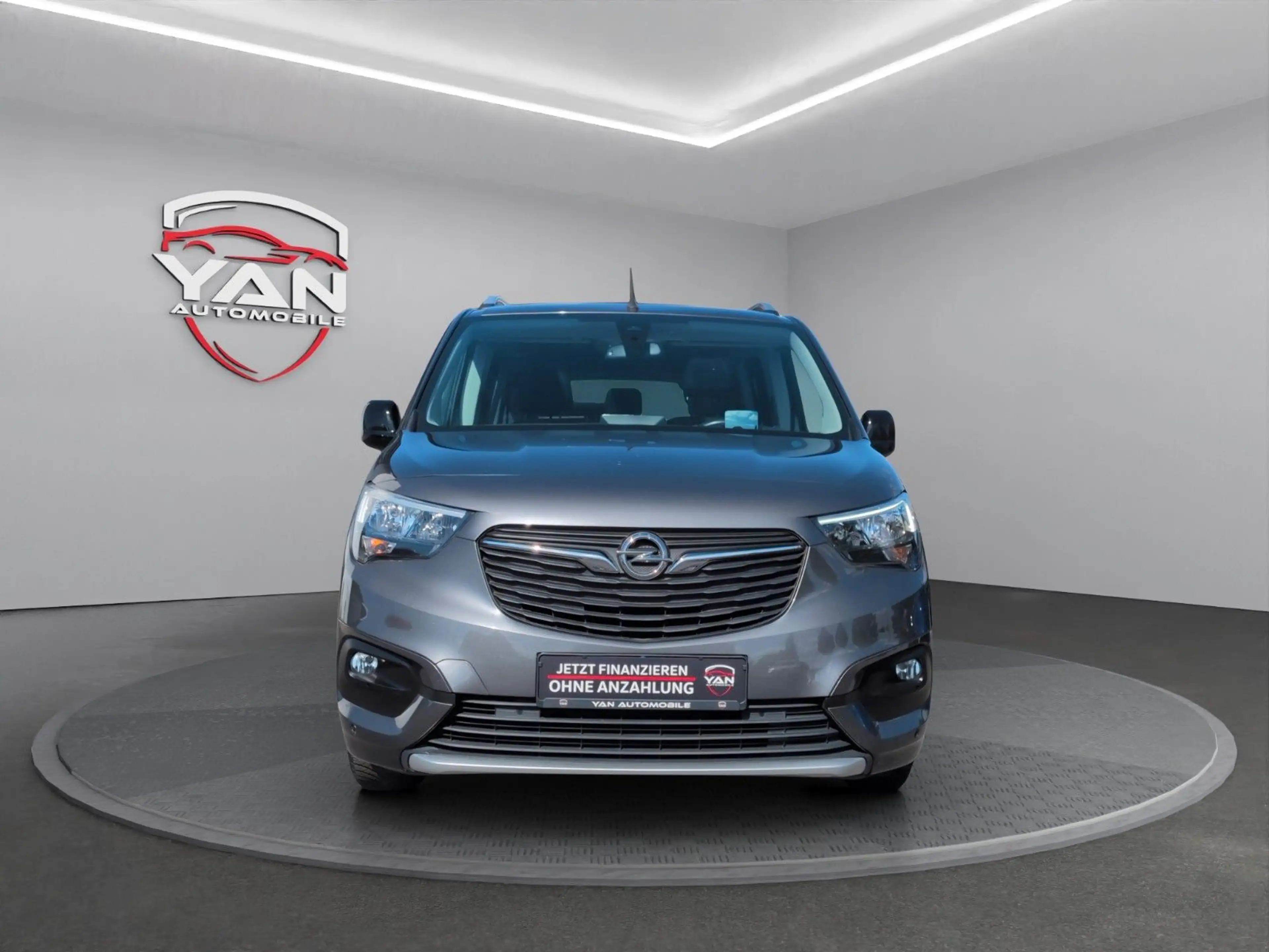 Opel Combo Life E Ultimate *PANORAMA*AUTOMATIK*AHK* — photo 3