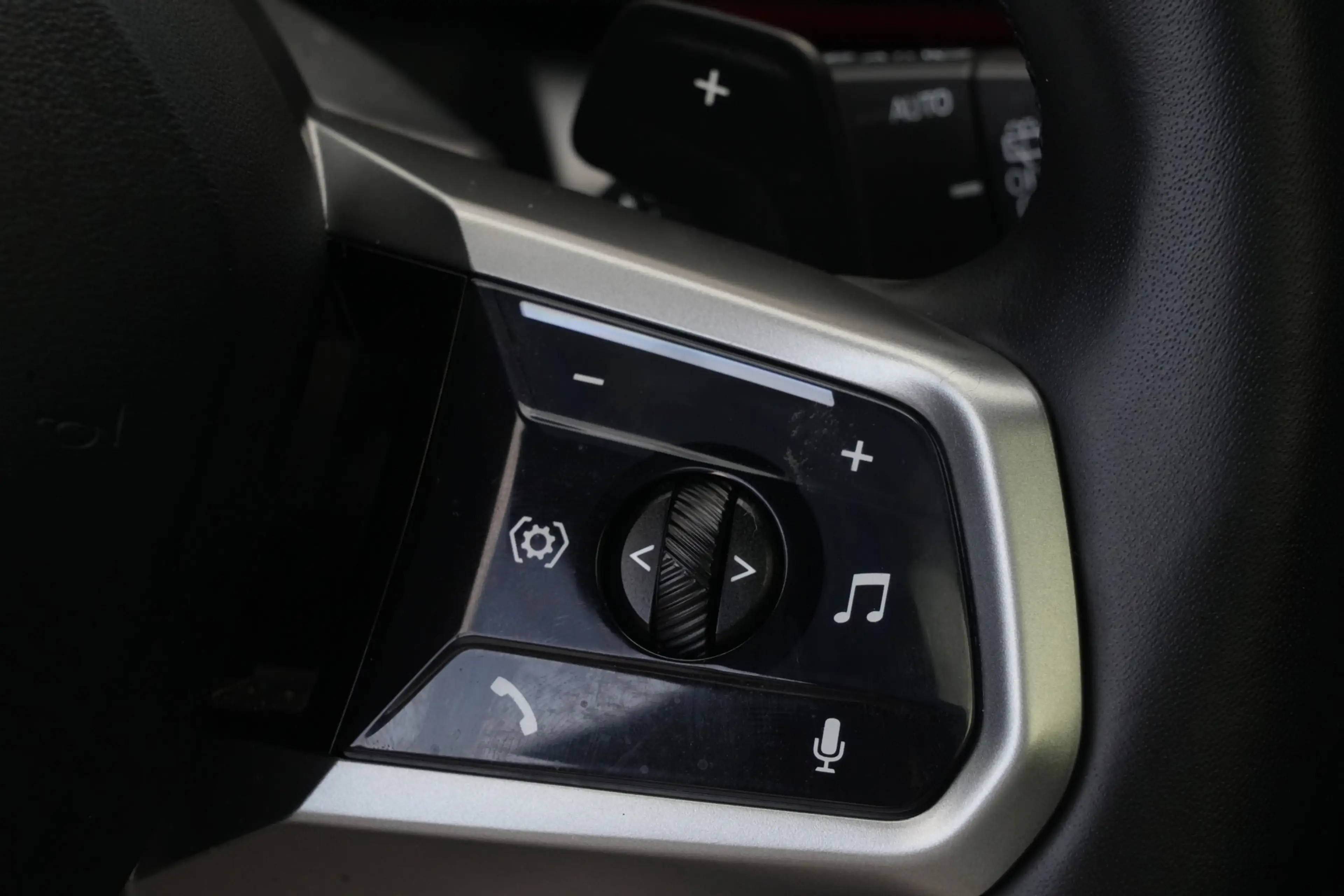 BMW 530 5-serie Touring 530e M Sport | 300PK | Pano | Harm — photo 24