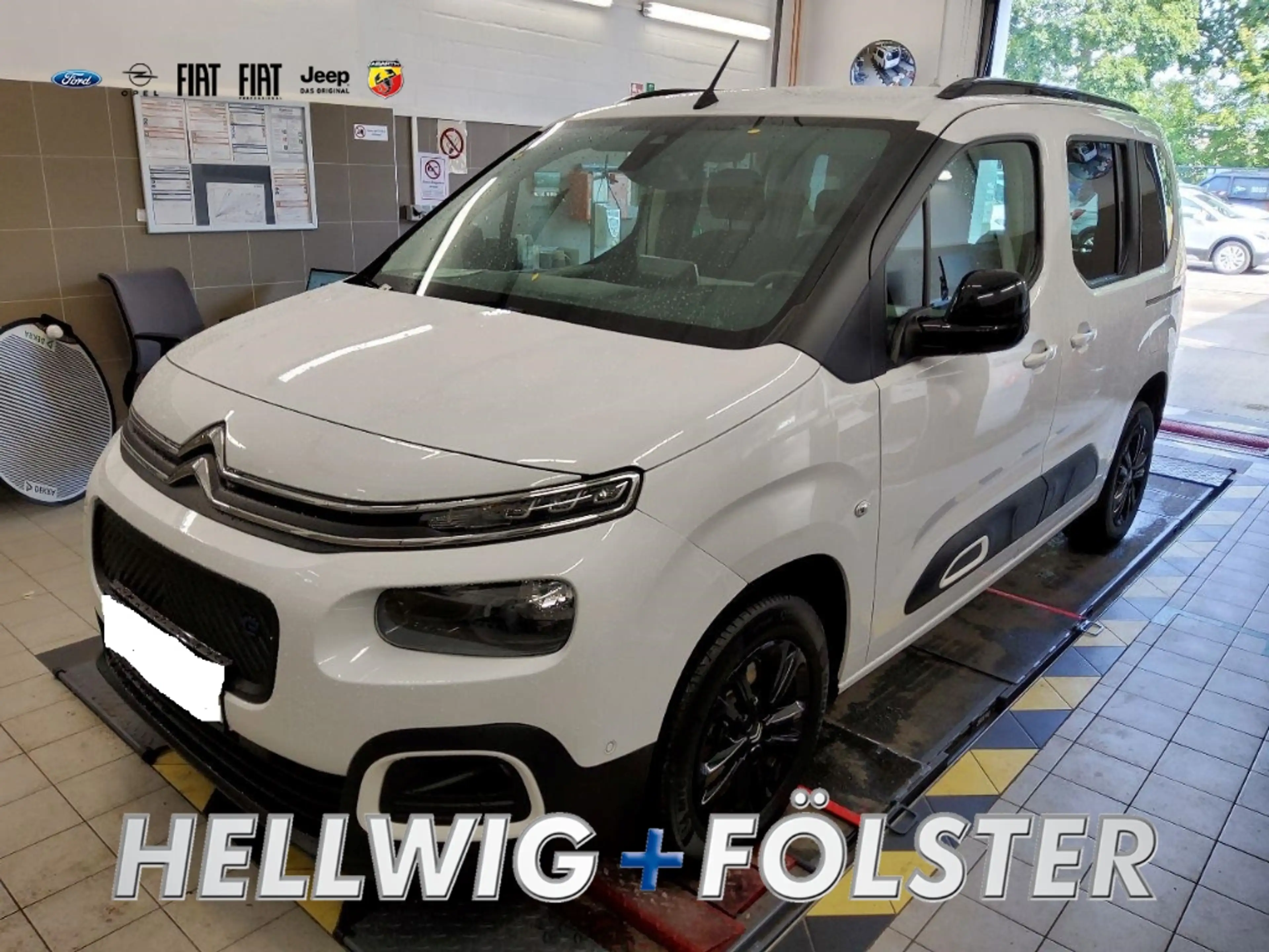 Citroen Berlingo Shine 11kw Shz Navi Kamera PDC v+h