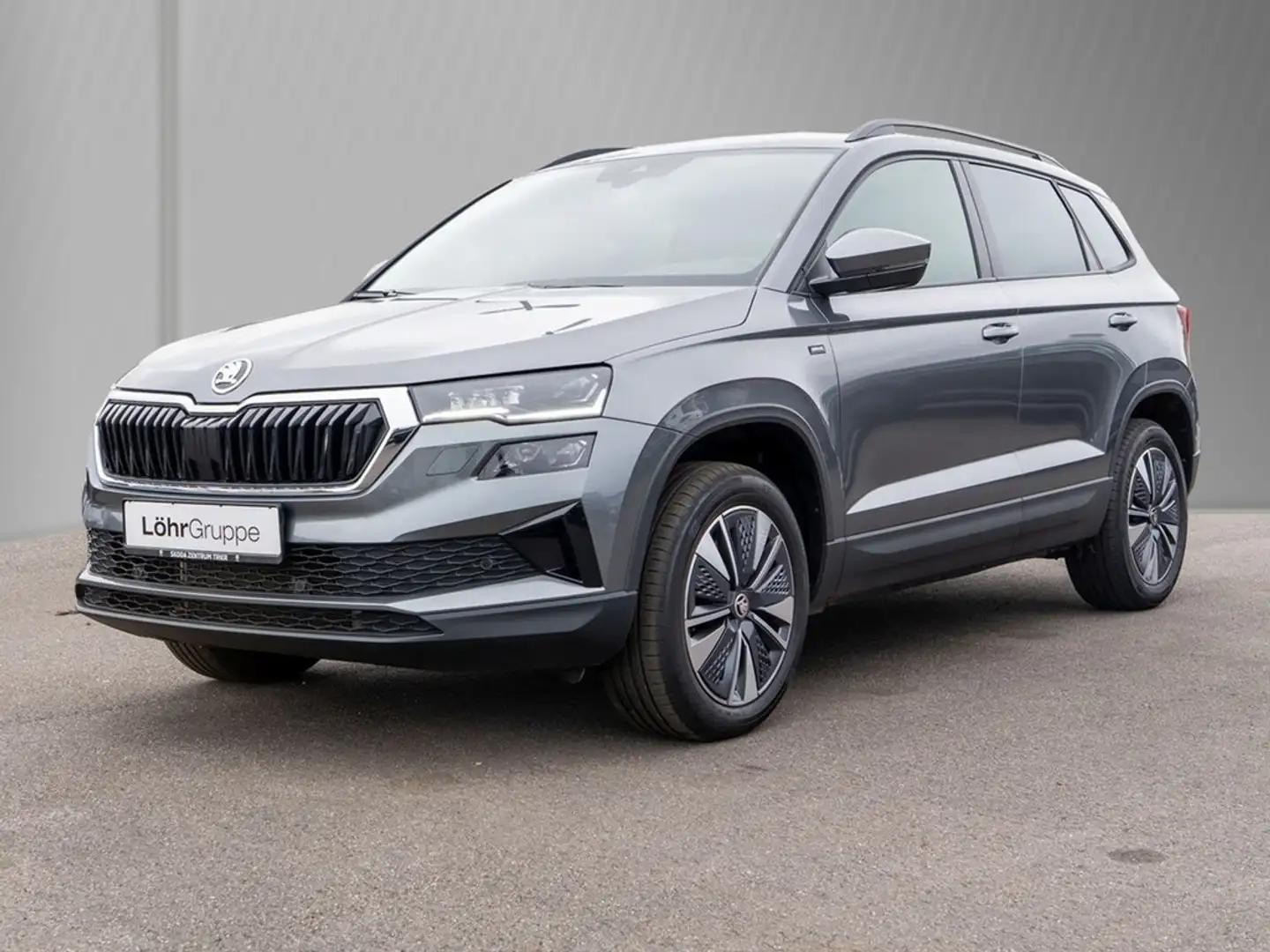 Skoda Karoq 1.5 TSI DSG Selection Navi, AHK Gris - 2