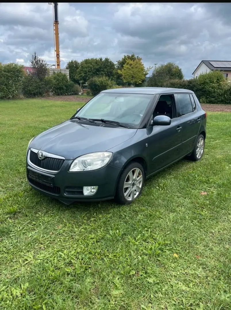 Skoda Fabia Sport Grau - 1