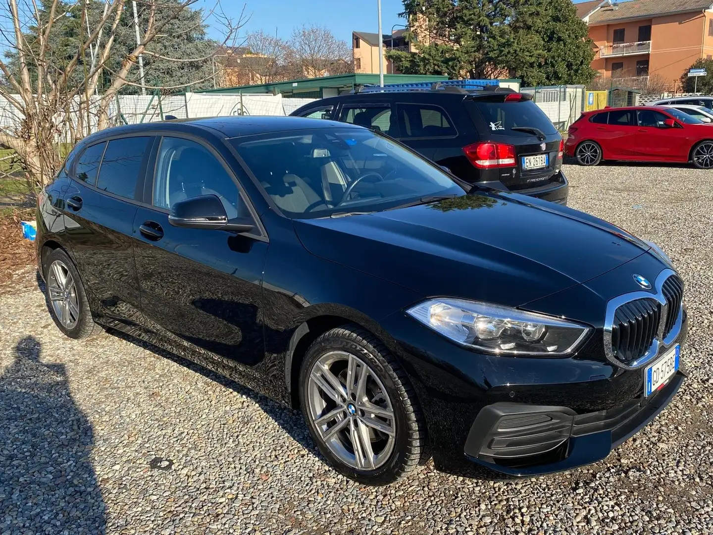 BMW 116 116d Business Advantage auto Schwarz - 1