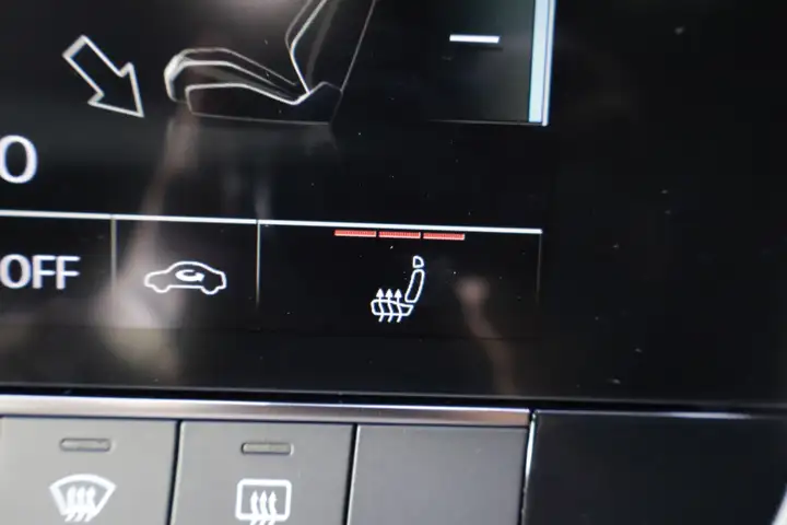 Audi A6 Avant S Line 45 TFSI quattro-ultra (2021) 2022, foto 44