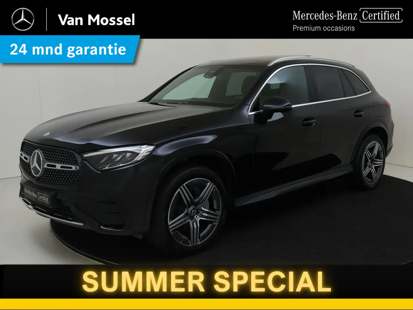 Mercedes-Benz GLC 300 300e 4MATIC AMG Line Stoelverwarming / Achteruitri Zwart - 1