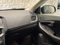 Volvo V40 Cross Country D2 Kinetic Schwarz - thumbnail 13