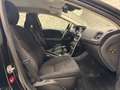 Volvo V40 Cross Country D2 Kinetic Schwarz - thumbnail 9