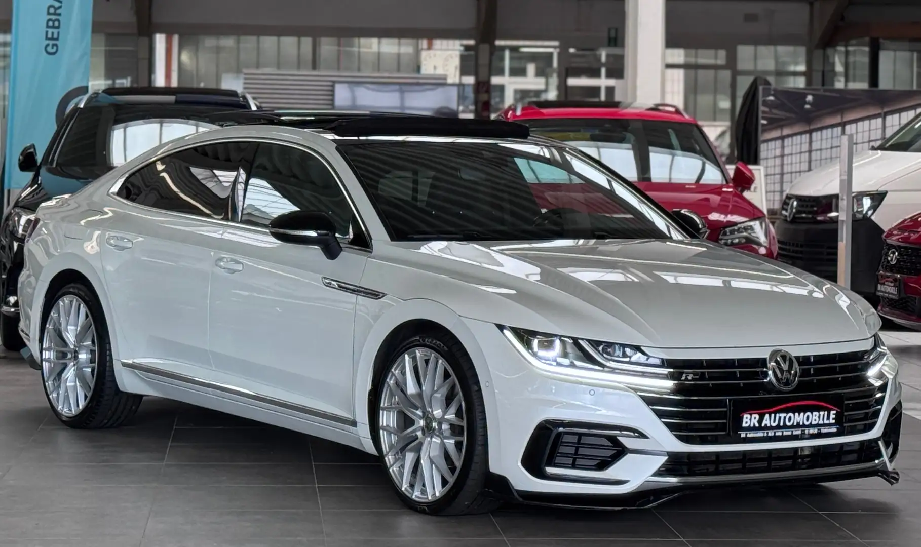 Volkswagen Arteon R-Line 4Motion*LED*Pano*Standheizung*Kamera*20Zoll Weiß - 2
